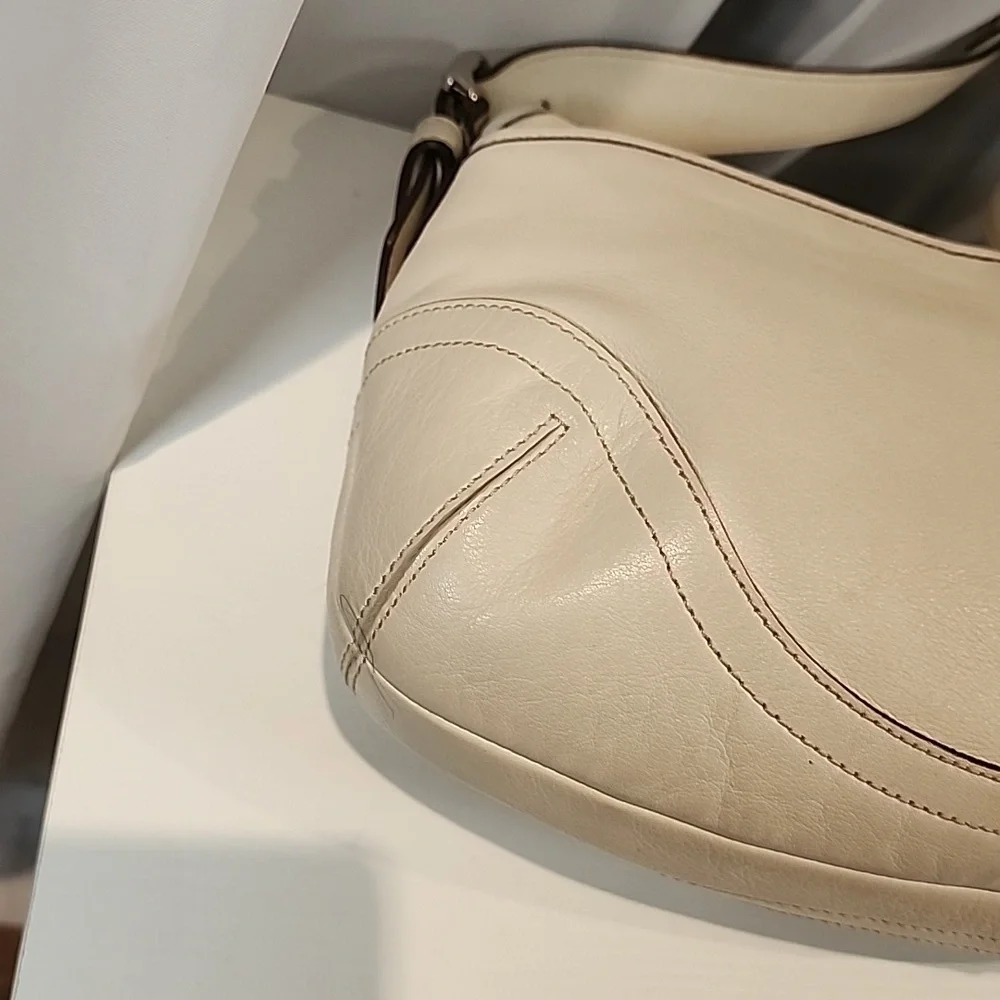 Vintage Coach Soho Flap - Picture 17 of 17